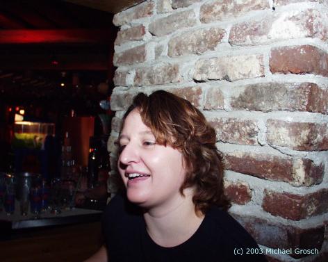 a_20031011_00024.jpg 30.1K