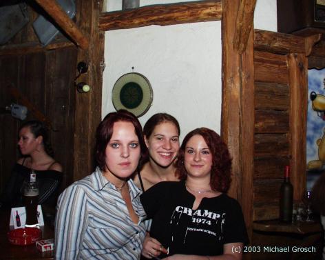 a_20031011_00029.jpg 30.8K