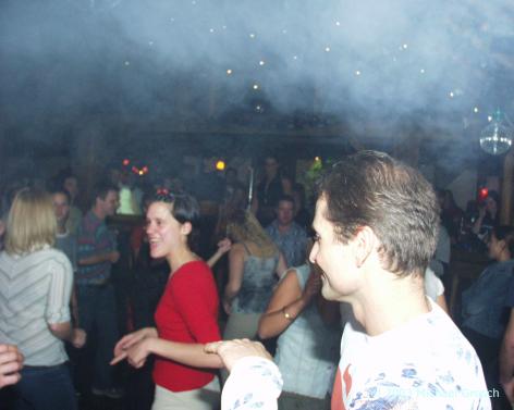 a_20031011_00093.jpg 21.8K