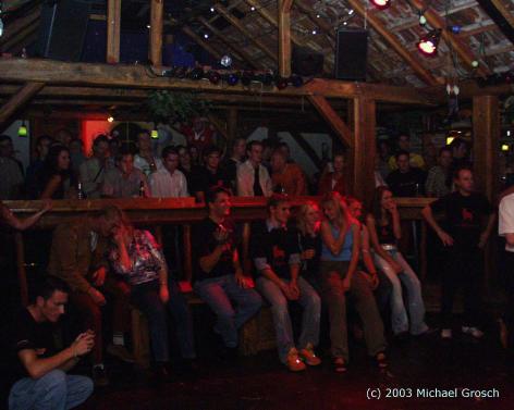 a_20040918_00027.jpg 26.1K