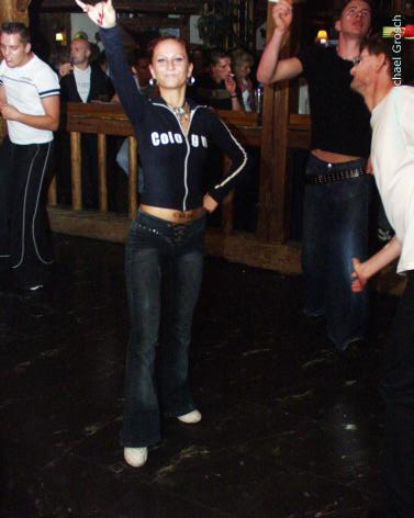 a_20040918_00091.jpg 22.9K